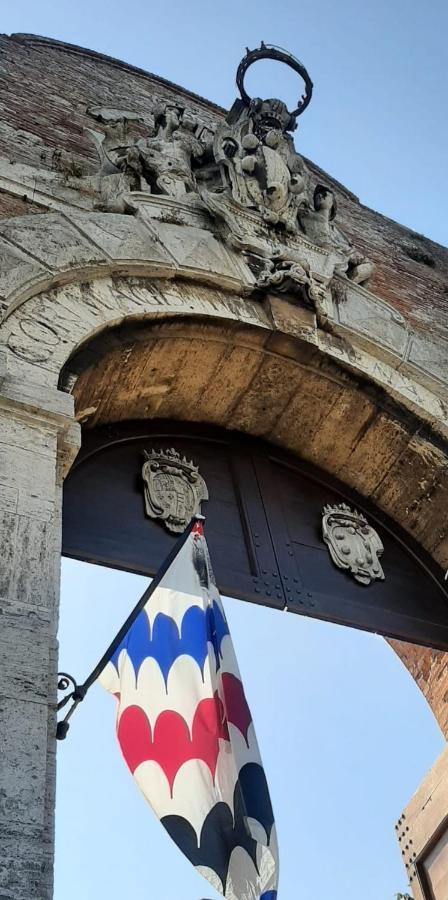 Cor Magis Kamullia - 200 Meters From The Historic Center And Close To The Train Station Siena Luaran gambar